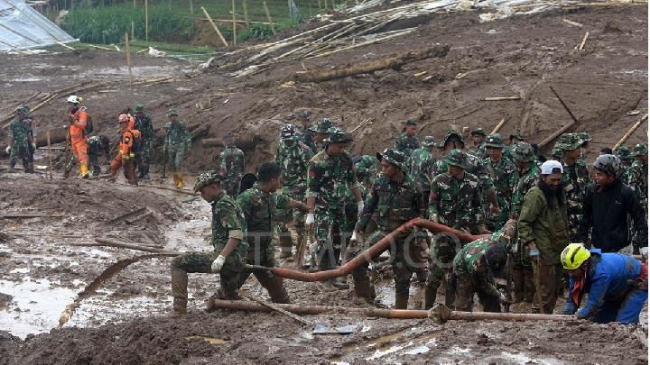 Bencana Longsor Cisarua 2026 Tragedi Marinir TNI AL dan Analisis