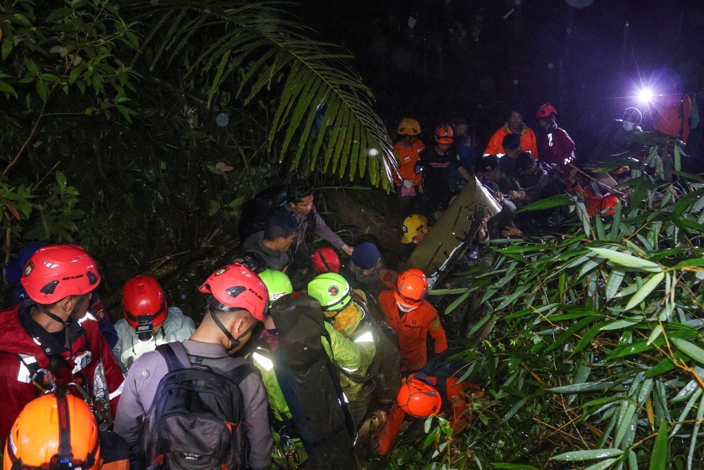 Pencarian Korban Pesawat ATR 42500 Berakhir Semua Jenazah Ditemukan di