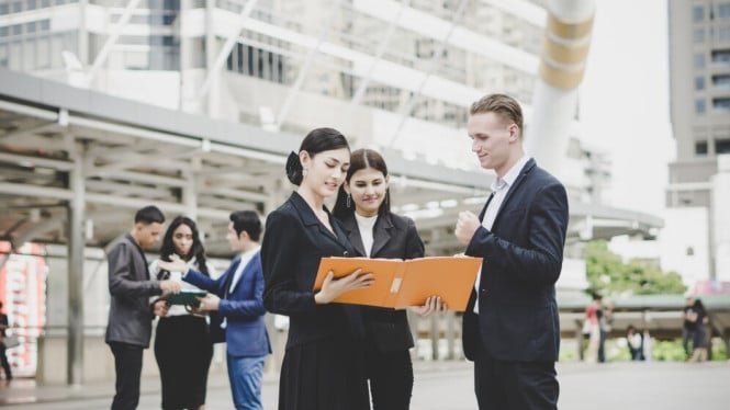 Revolusi Kerja Global WEF Ungkap Realita PHK dan Perubahan Industri